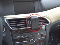 Fixation voiture proclip Infinity QX30. Réf Brodit 855263