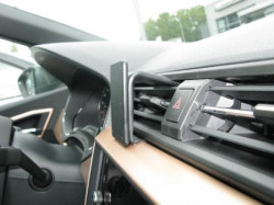 Fixation voiture Seat Ibiza / Seat Arona. Réf Brodit 855341