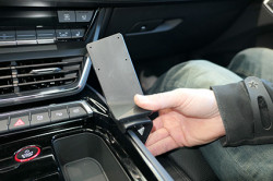 Fixation Audi e-tron GT. Réf Brodit 835739