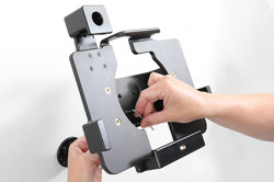 Support passif Zebra ET50 10.1 compatible frame, handstrap et batterie étendue - verrouillé à clé. Réf Brodit 739266