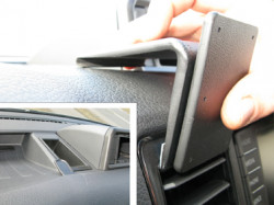 Fixation voiture Proclip MAN TGE/Volkswagen Crafter Réf 855303