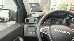 Fixation voiture Dacia Duster. Réf Brodit 855886