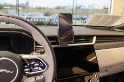 Fixation voiture ProClip pour Jaguar XF. Réf Brodit 856139