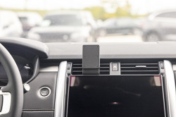 Fixation voiture Land Rover Discovery. Réf Brodit 855959