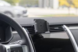 Fixation voiture Land Rover Discovery. Réf Brodit 855959