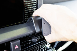 Fixation voiture proClip pour Toyota LandCruiser 250. Réf Brodit 856117