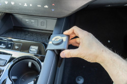 Fixation voiture pour Nissan Murano. Réf Brodit 836187