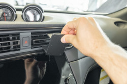 ProClip pour Nissan Z. Réf Brodit 856005