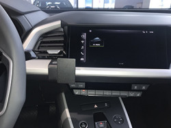 Fixation voiture Audi Q4. Réf Brodit 855691