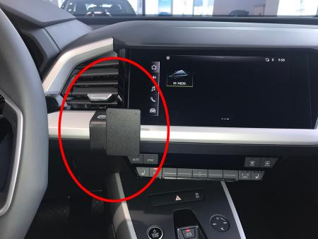 Fixation voiture Audi Q4. Réf Brodit 855691