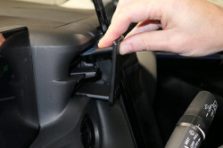 ProClip pour Honda e:Ny1. Réf Brodit 856034