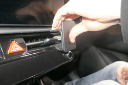 Fixation voiture Kia Niro. Réf Brodit 855811