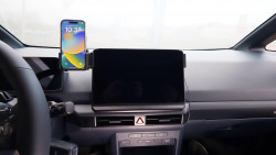 Fixation Kia Passenger. Réf Brodit 856256