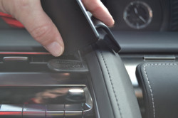 Fixation voiture Lexus LC Series. Réf Brodit 855377