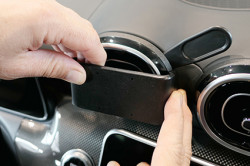 Fixation véhicule Mercedes Benz GLC class. Réf Brodit 855699
