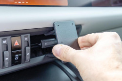 Fixation voiture ProClip pour Porsche Macan. Réf Brodit 856136