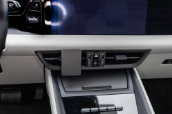 Fixation voiture ProClip pour Porsche Macan. Réf Brodit 856136