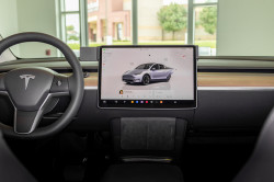 Fixation voiture Tesla Y. Réf Brodit 856037