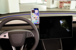 Fixation véhicule Tesla Model Y. Réf Brodit 856290