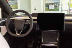 Fixation véhicule Tesla Model Y. Réf Brodit 856290