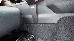 Fixation véhicule Toyota Hilux (pour véhicule électrique uniquement). Réf Brodit 836317