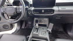 Fixation véhicule Toyota Hilux (pour véhicule électrique uniquement). Réf Brodit 836317