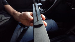 Fixation véhicule Toyota Hilux. Réf Brodit 856316