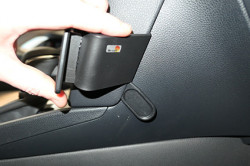 Fixation voiture Toyota Yaris Cross. Réf Brodit 855731