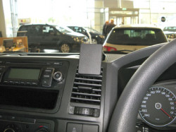 Fixation Volkswagen T5 Transporter. Réf Brodit 654432