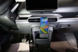 Fixation véhicule Volkswagen ID Buzz Cargo. Réf Brodit 856271