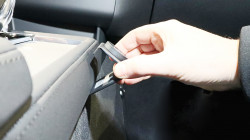 Fixation proclip Volvo XC90. Réf Brodit 836174