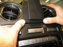 Accessoires de montage  Brodit Ford Mondeo Accessoires de montage Réf 213460