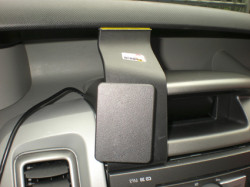 Accessoires de montage  Brodit Nissan Primastar Accessoires de montage Uniquement pour les véhicules avec double stéréo DIN. Réf 213461