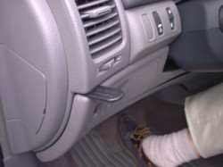 Fixation voiture Proclip  Brodit Renault Laguna Réf 803066
