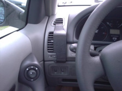 Fixation voiture Proclip  Brodit Renault Laguna Réf 803066