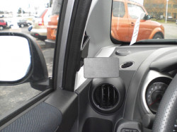 Fixation voiture Proclip  Brodit Honda Fit Réf 804276