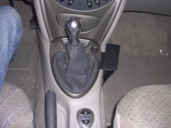 Fixation voiture Proclip  Brodit Citroen C5 Réf 832853