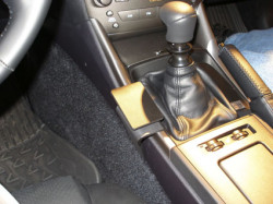 Fixation voiture Proclip  Brodit Lexus IS Series  UNIQUEMENT pour changement de vitesse manuel. Réf 833728