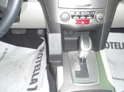 Fixation voiture Proclip  Brodit Subaru Legacy  Ne pas utiliser avec des dispositifs horizontaux. Réf 834452