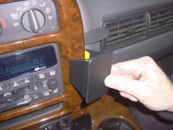 Fixation voiture Proclip  Brodit Chevrolet Van Réf 852363