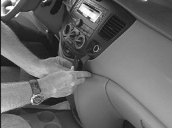 Fixation voiture Proclip  Brodit Mazda MPV Réf 852743