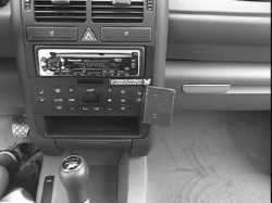 Fixation voiture Proclip  Brodit Audi A2  PAS pour les modèles avec écran de navigation. Réf 852838