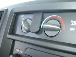 Fixation voiture Proclip  Brodit Chevrolet Express Réf 853231