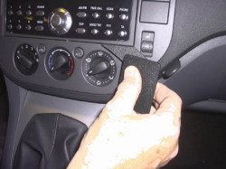 Fixation voiture Proclip  Brodit Ford C-Max Réf 853354