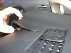 Fixation voiture Proclip  Brodit Nissan Tiida Réf 853919