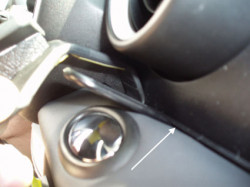 Fixation voiture Proclip  Brodit Mini Cooper  SEULEMENT pour les modèles avec boîte à gants supérieure. Réf 854046