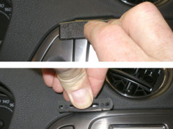 Fixation voiture Proclip  Brodit Ford Mondeo  PAS pour les modèles avec écran de navigation. PAS pour les affaires X. Réf 854055