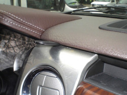 Fixation voiture Proclip  Brodit Ford F-Series 150  SEULEMENT pour les modèles avec garniture argent ou le grain du bois. Réf 854307