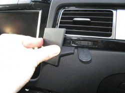 Fixation voiture Proclip  Brodit Volkswagen Touareg Réf 854595