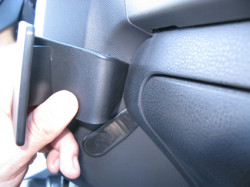 Fixation voiture Proclip  Brodit Isuzu D-Max Réf 854799